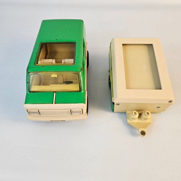 Vintage Tonka Van Green With Graphics and Pop Up Camper Set 1970’s - Picture 4 of 10